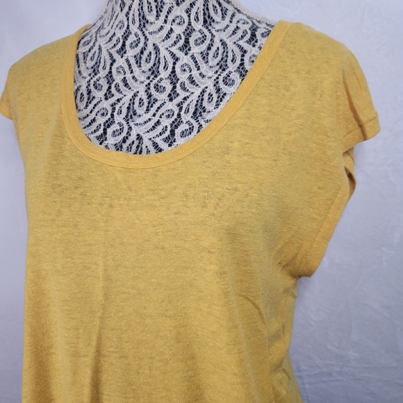 ✨️Mustard Yellow Cotton T Shirt - Picture 2 of 4